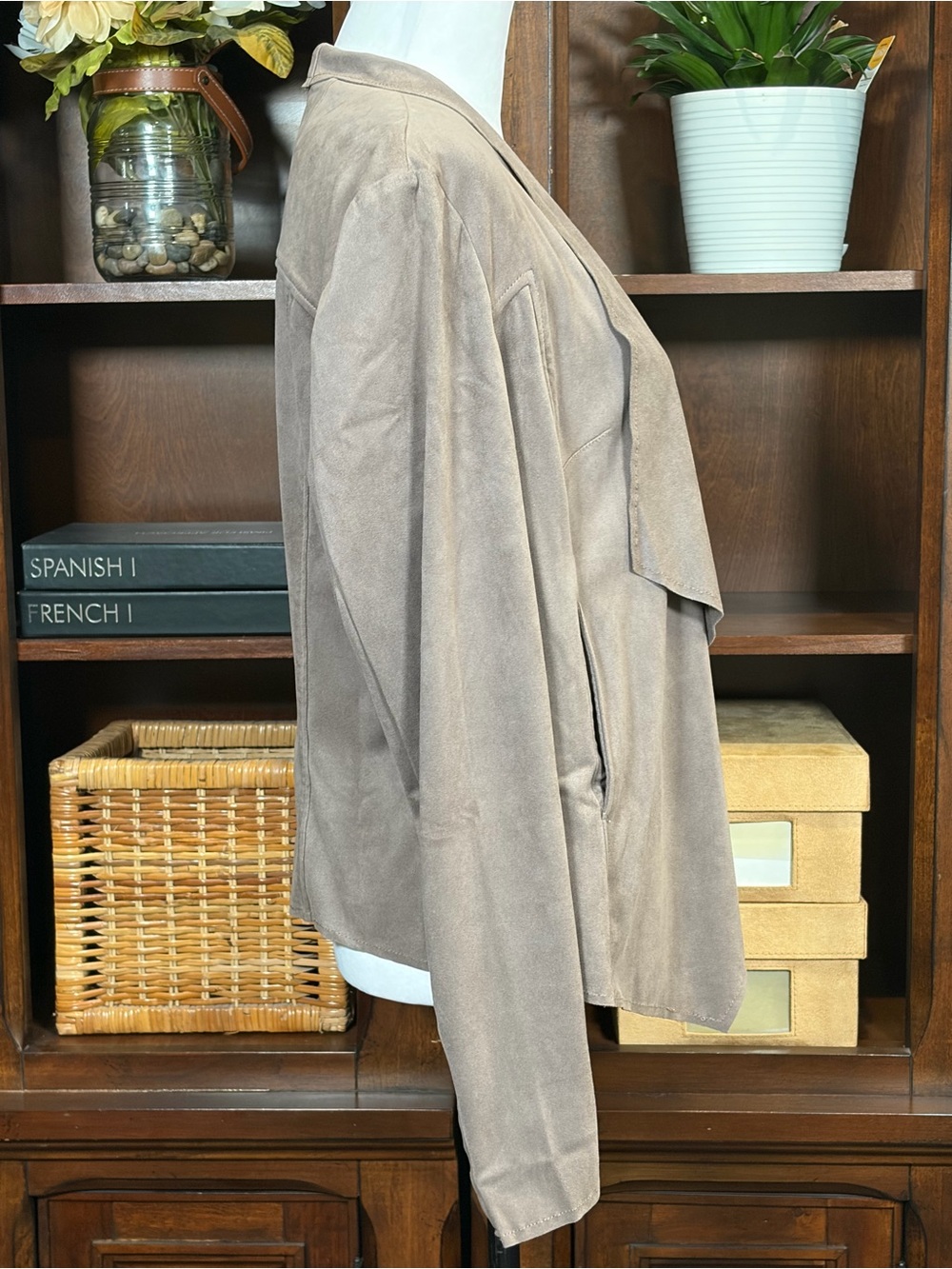 KUT from the Kloth Tayanita Tan Faux Suede open front draped Jacket in Tan M - Picture 5 of 14